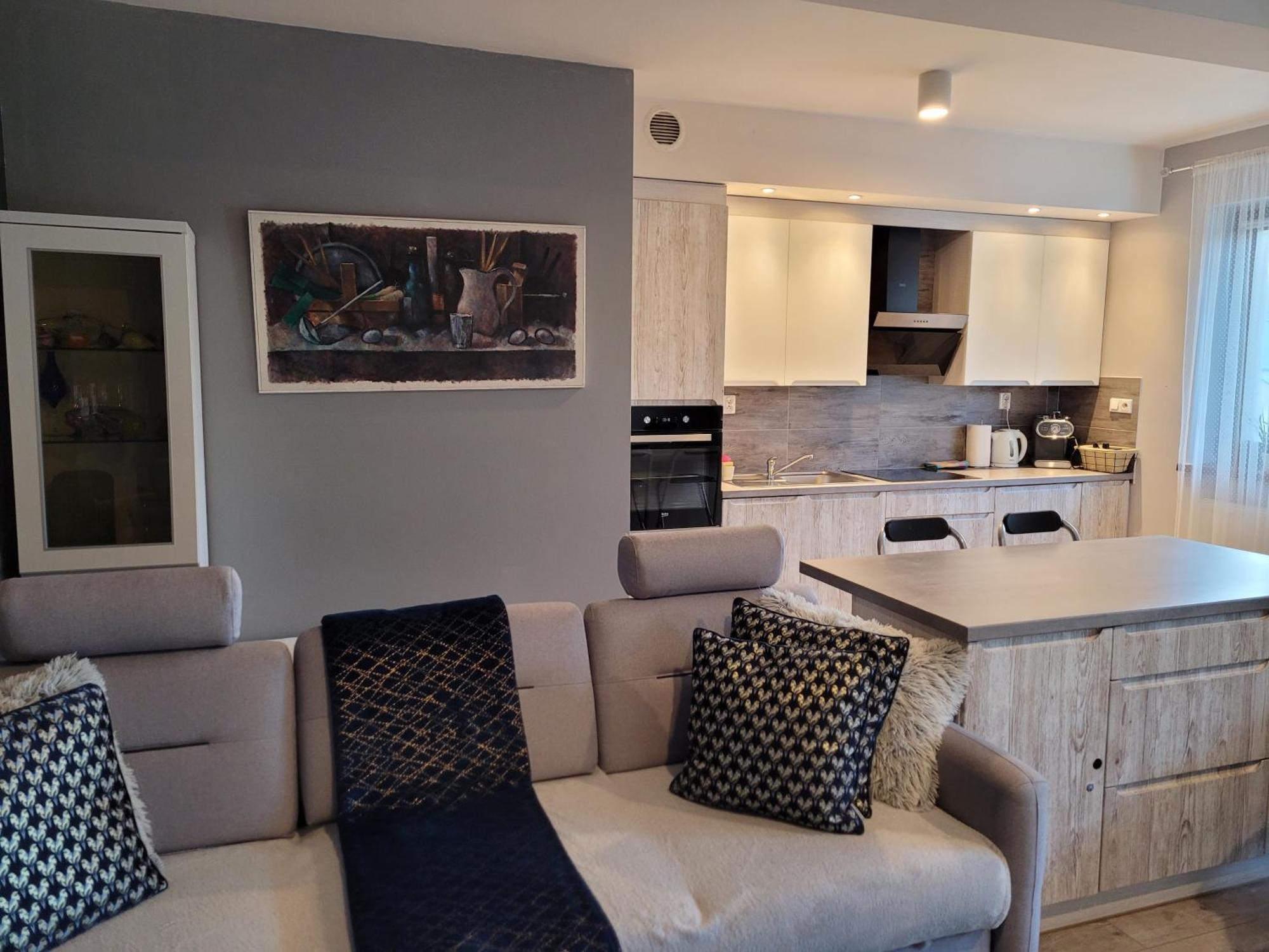 Apartament Lilla Jelenia Góra Εξωτερικό φωτογραφία
